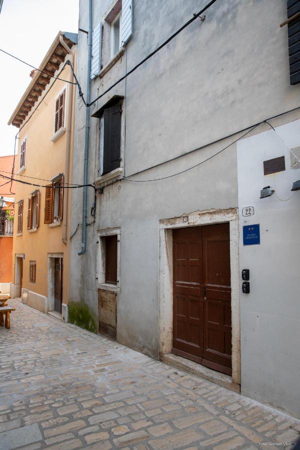 Apartments And Rooms Luan Rovinj Exteriör bild